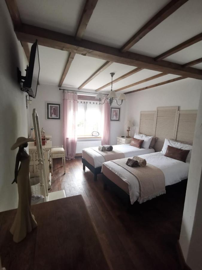 La Bastide Du Bonheur Chambres et Tables D'Hôtes Ger  Extérieur photo